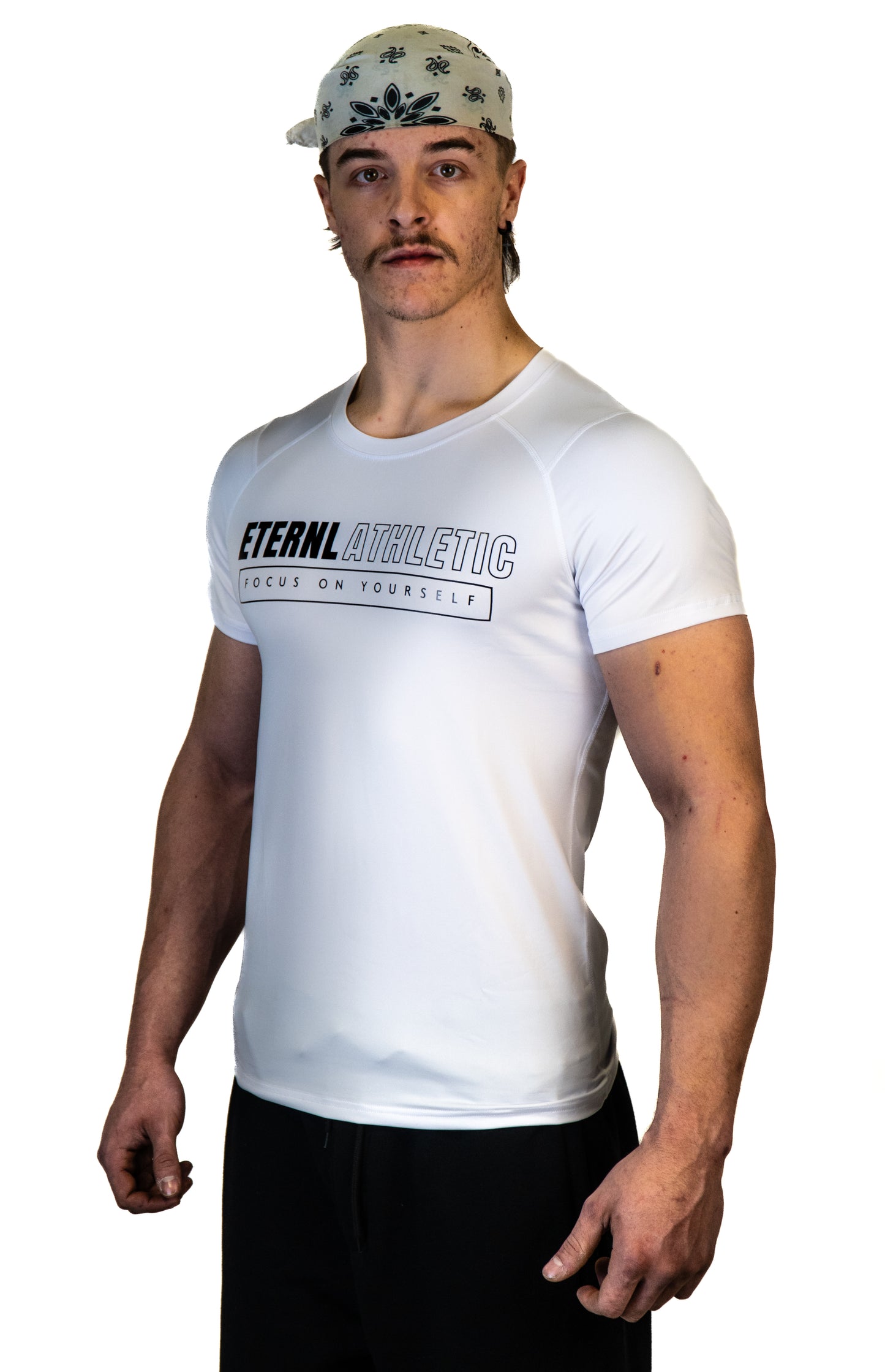 425 - FOCUS COMPRESSION SHIRT - WHITE